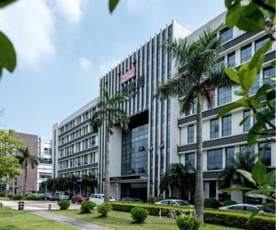 仁豪家具past-2019年迎来仁豪20周年华诞，同时，2018年11月，仁豪董事长荣任深圳家协理【图1】