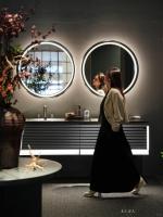 Furniture factory木土可人Diary:上海厨卫展｜唤醒浴室空间的东方之美

在这个快节奏的现代都市
渴望放松舒适的生活空间
特别是浴室空间
是我卸下一天疲惫
舒缓身心的私享地
舒缓的音乐，柔和的灯光
独享这份安静舒适…
.
在KBC上海厨卫展
富兰克给我带来惊喜
卫浴空间变成风景
中式美学的韵味渗透进每一个角落
从色彩到材质、线条到形态
每一处都承载着东方文化的独特魅力
东方意境，怀雅隐奢
梳洗打扮都【图0】