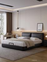 Furniture factory芯创意Diary:大黑牛储物床｜小户型收纳神器来了！

这款黑色实木储物床简直是收纳控的福音！进口牛皮床头手感超柔软，榉木排骨架翻身超安静，零甲醛睡着超安心。

最惊艳的是它的储物功能：
1、气压杆设计超大储物空间，换季被褥轻松收纳
2、侧面三个大抽屉，日常用品随手拿取
3、床头透气网布设计，防潮防霉超贴心

小户型必备！卧室整洁度瞬间提升，再也不用为收纳发愁。简约设计百搭各种装修风格，每晚躺在上【图2】