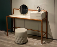 Furniture factory伯乐家具Diary:Every dressing table conceals a heart that loves beauty. This dressing table with a mirror fully showcases the aesthetic space and makes the bedroom style unique. Keep appreciating yourself.【图1】