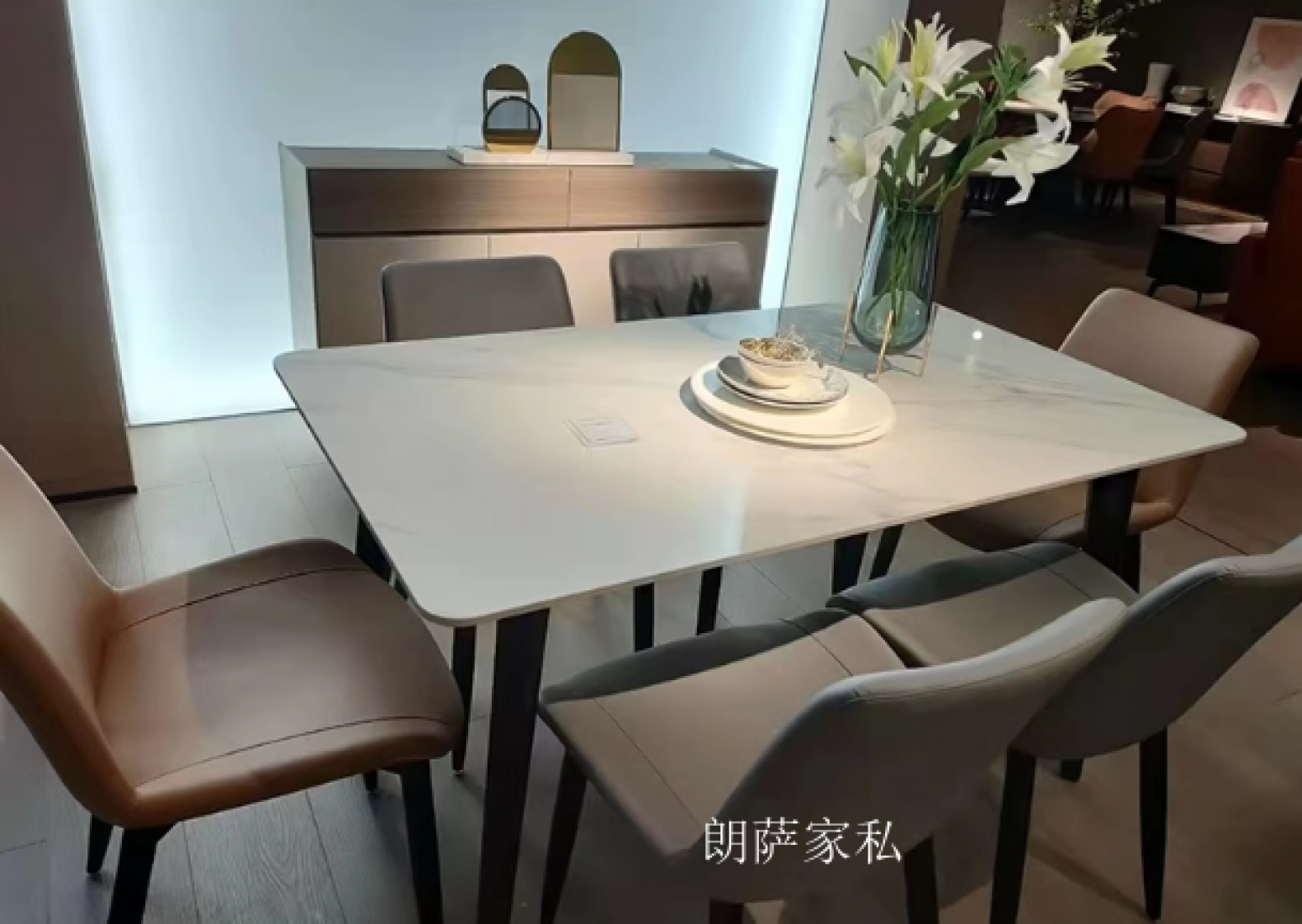朗萨家私Home FurnitureProduct《Modern Minimalist Porcelain Slab Dining Set》【图2】