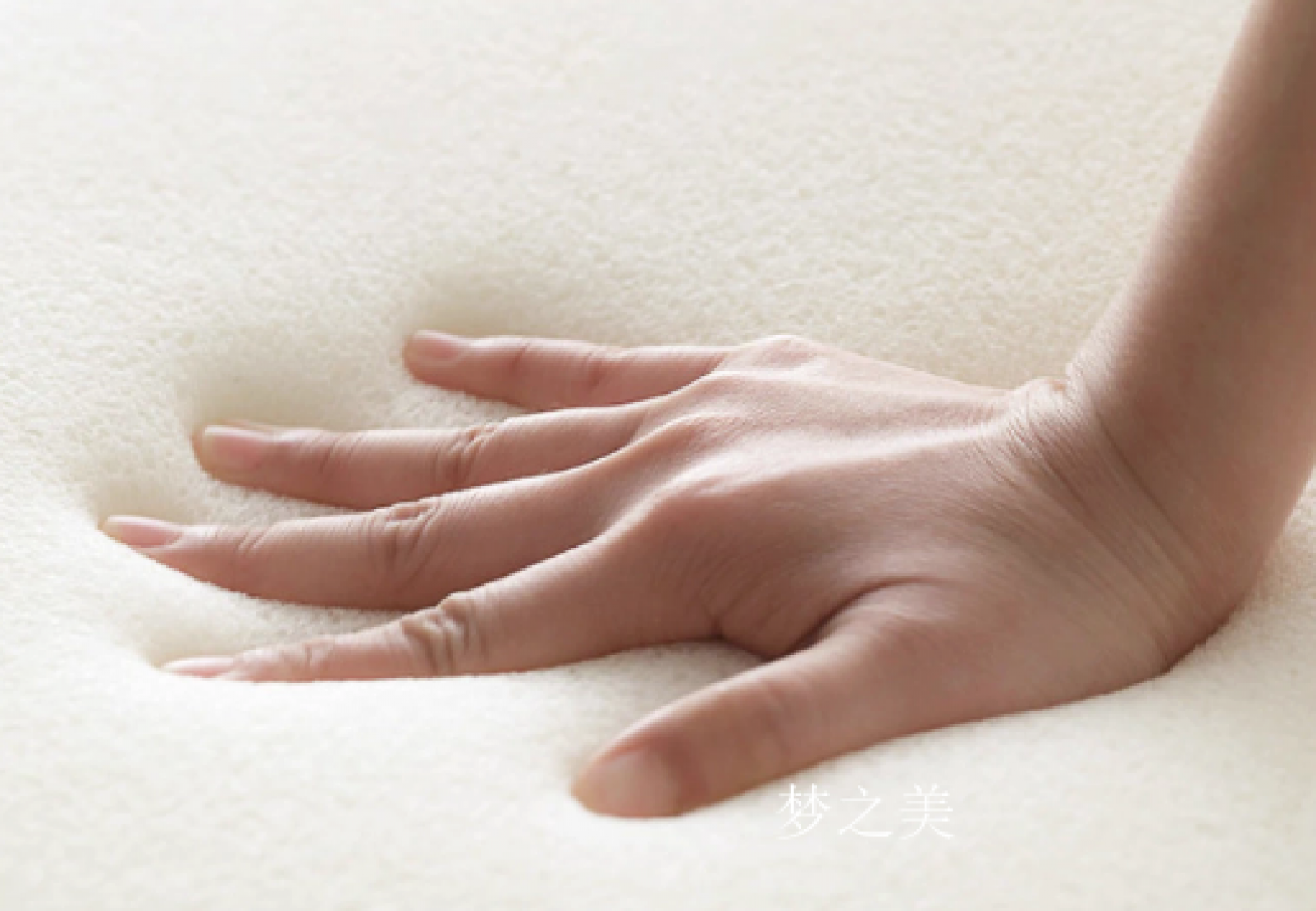 梦之美Home FurnitureProduct《Modern Minimalist Top-Grain Leather Bed Frame》【图2】