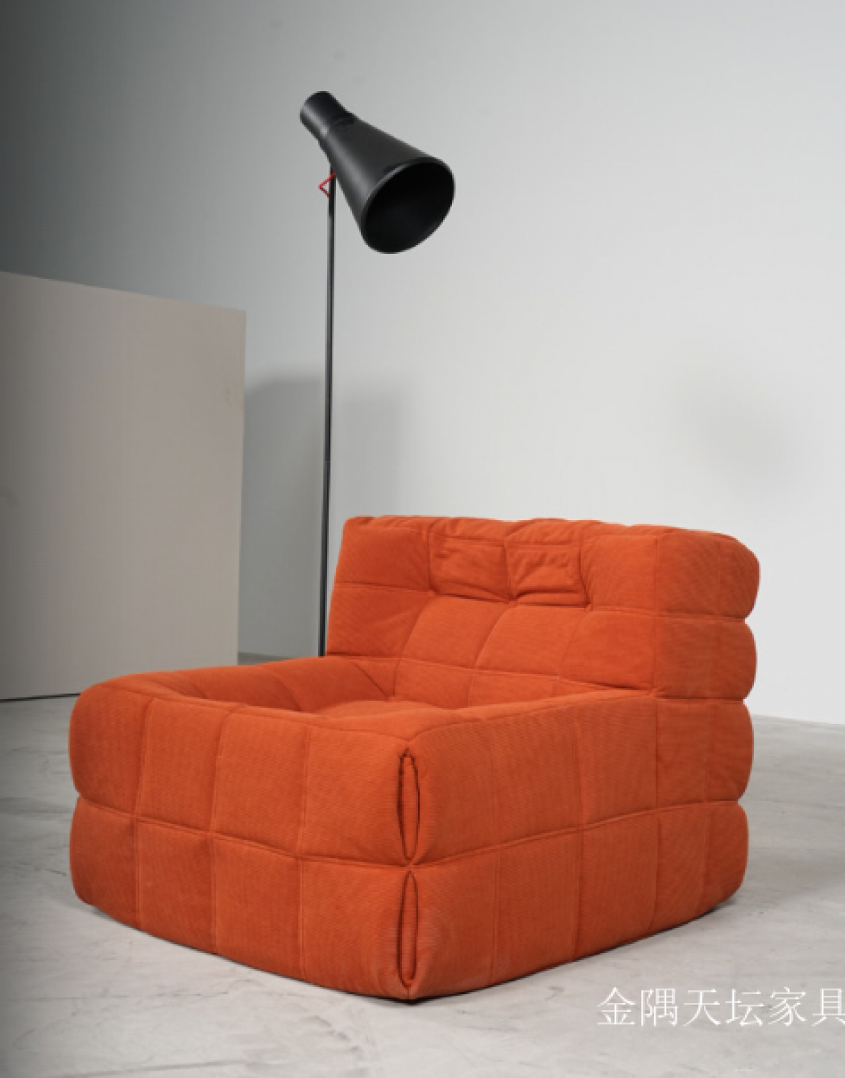 金隅天坛Home Furniture产品《Accent Chair》