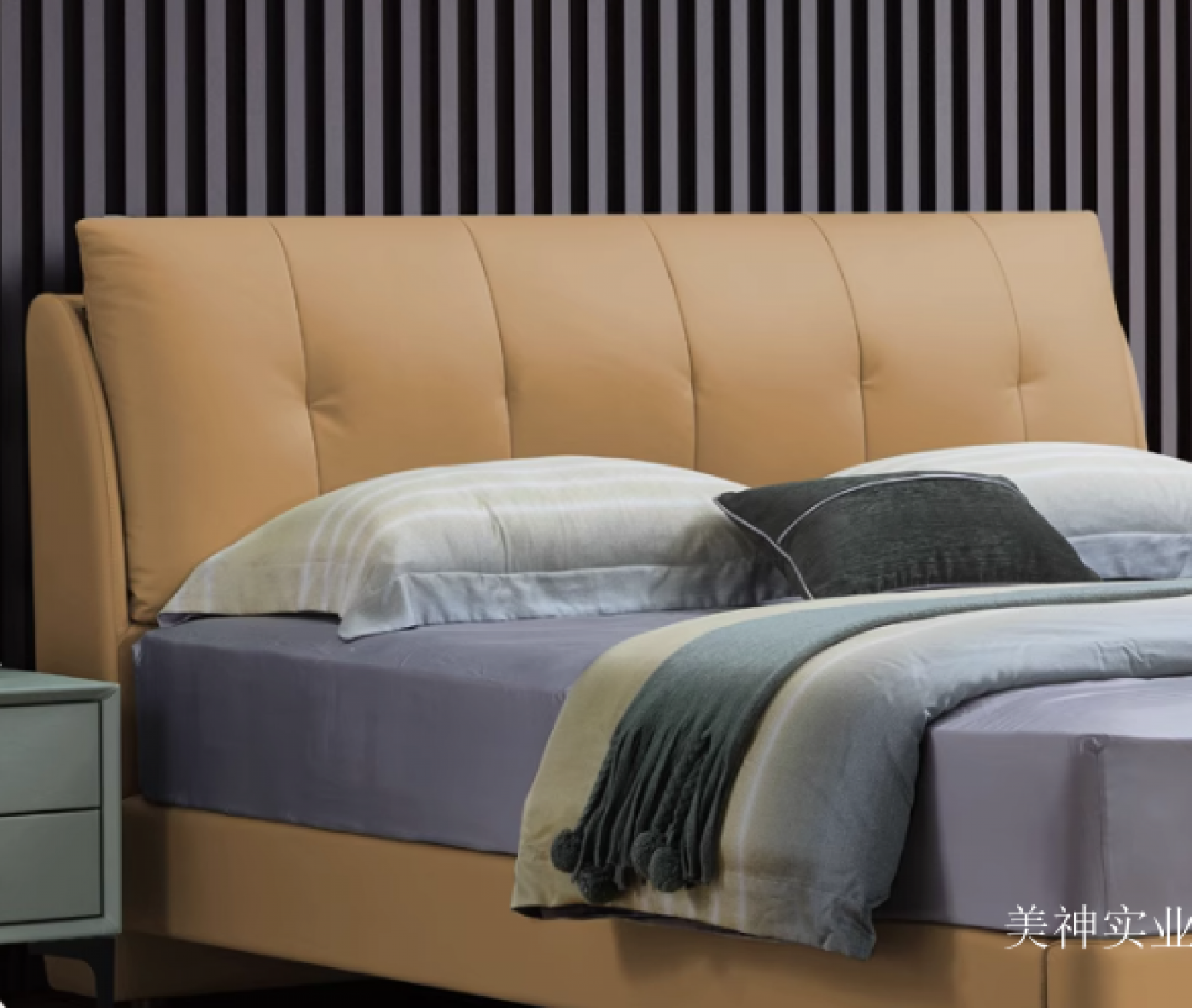 美神实业 Home Furniture Product 《Meishen green cowhide bed》【图1】