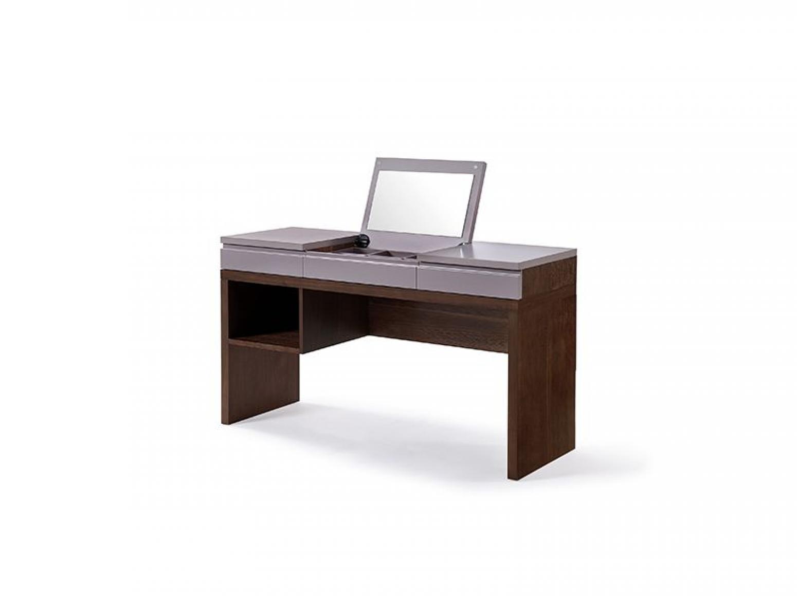 宝玛仕 Home Furniture product 《Solid wood dressing table》