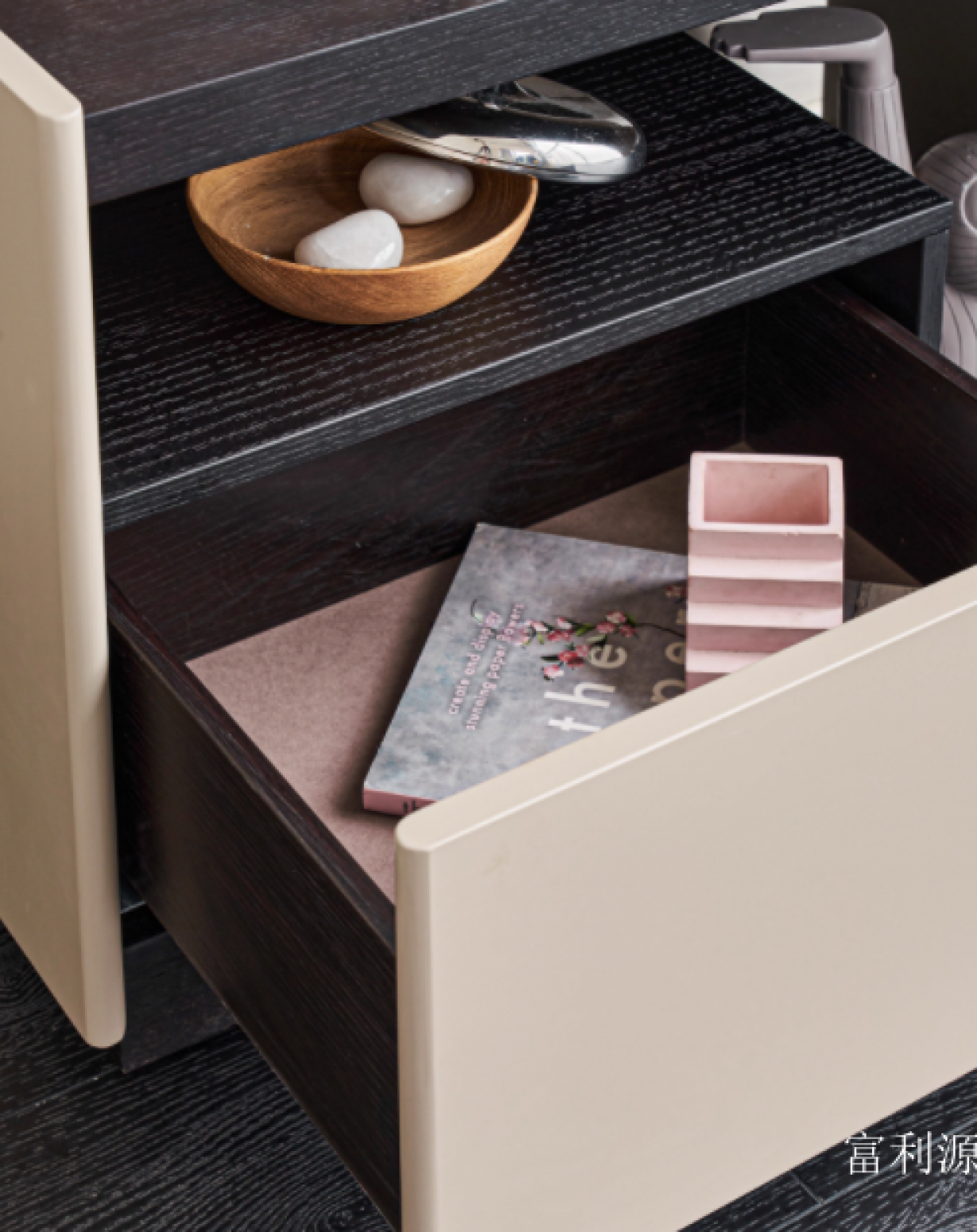 富利源 Home Furniture Product 《Simple bedside table》【图4】