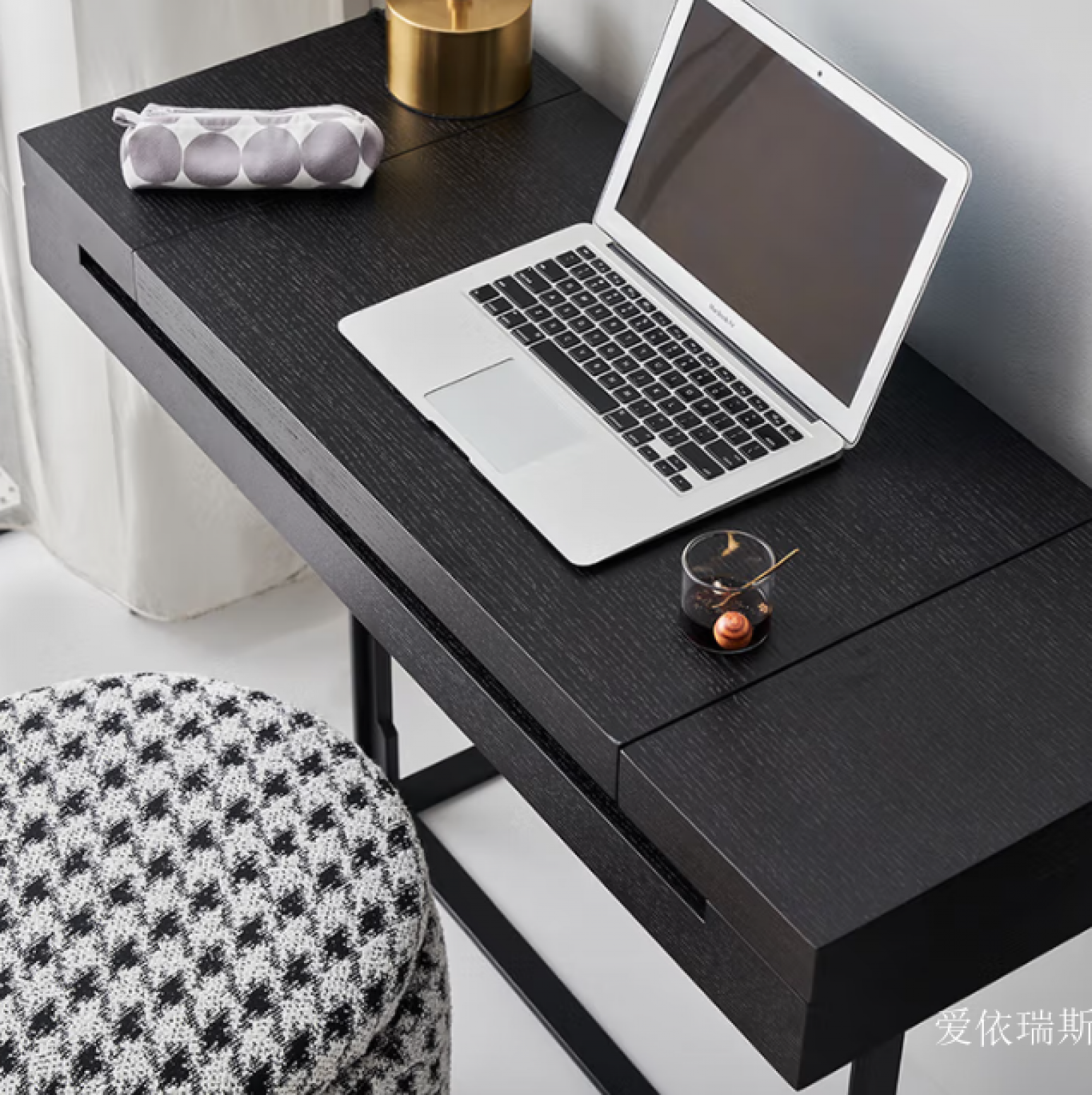 爱依瑞斯 Home Furniture Product 《Luxury Light Vanity Table》【图1】