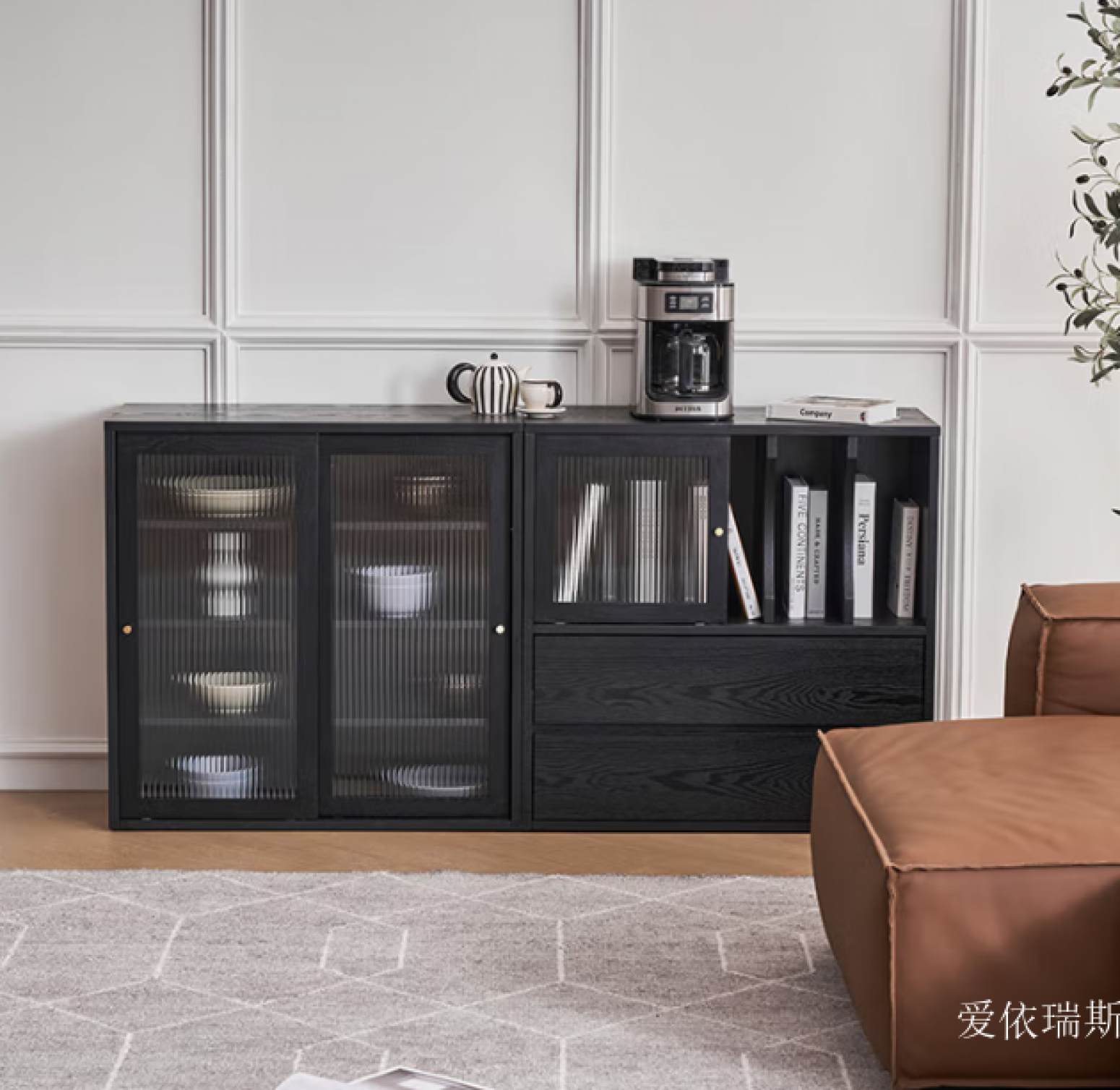 爱依瑞斯 Home Furniture Product 《Italian-Style Living Room Storage Cabinet》【图2】