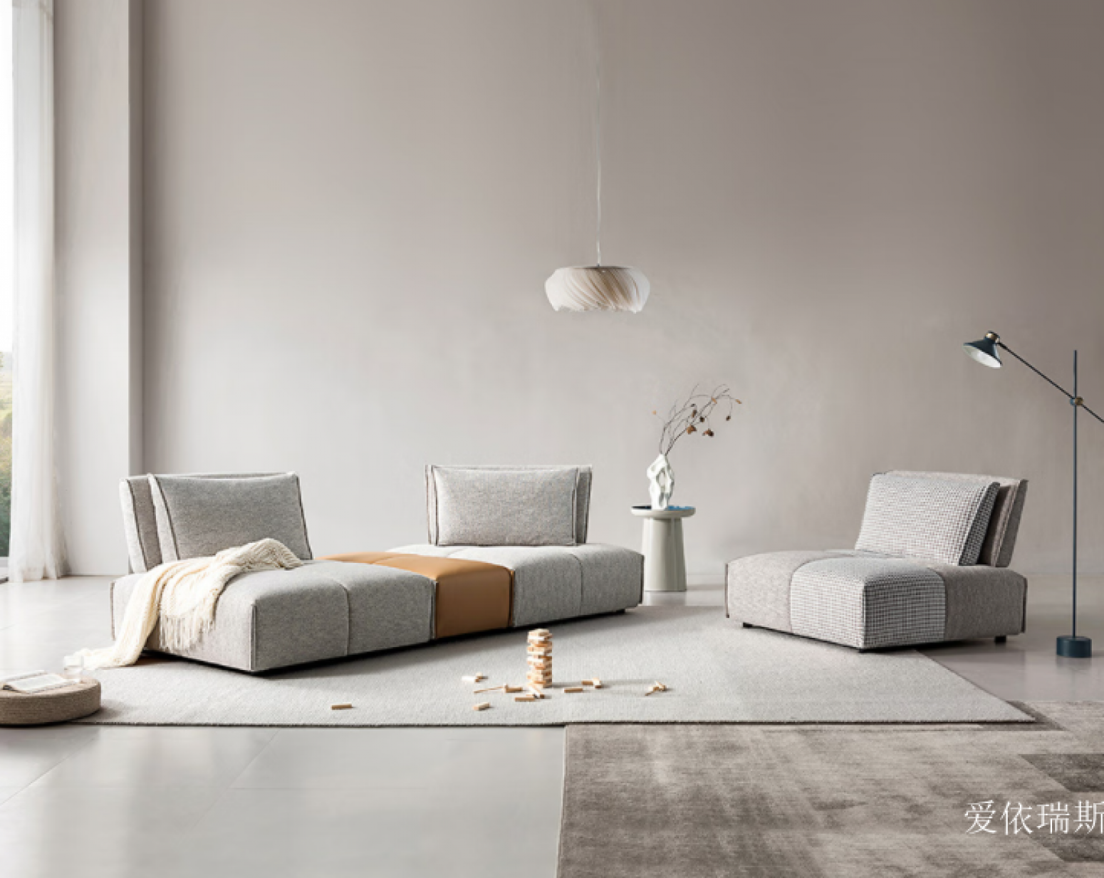 爱依瑞斯 Home Furniture product 《Italian-Style Tofu Block Sofa》