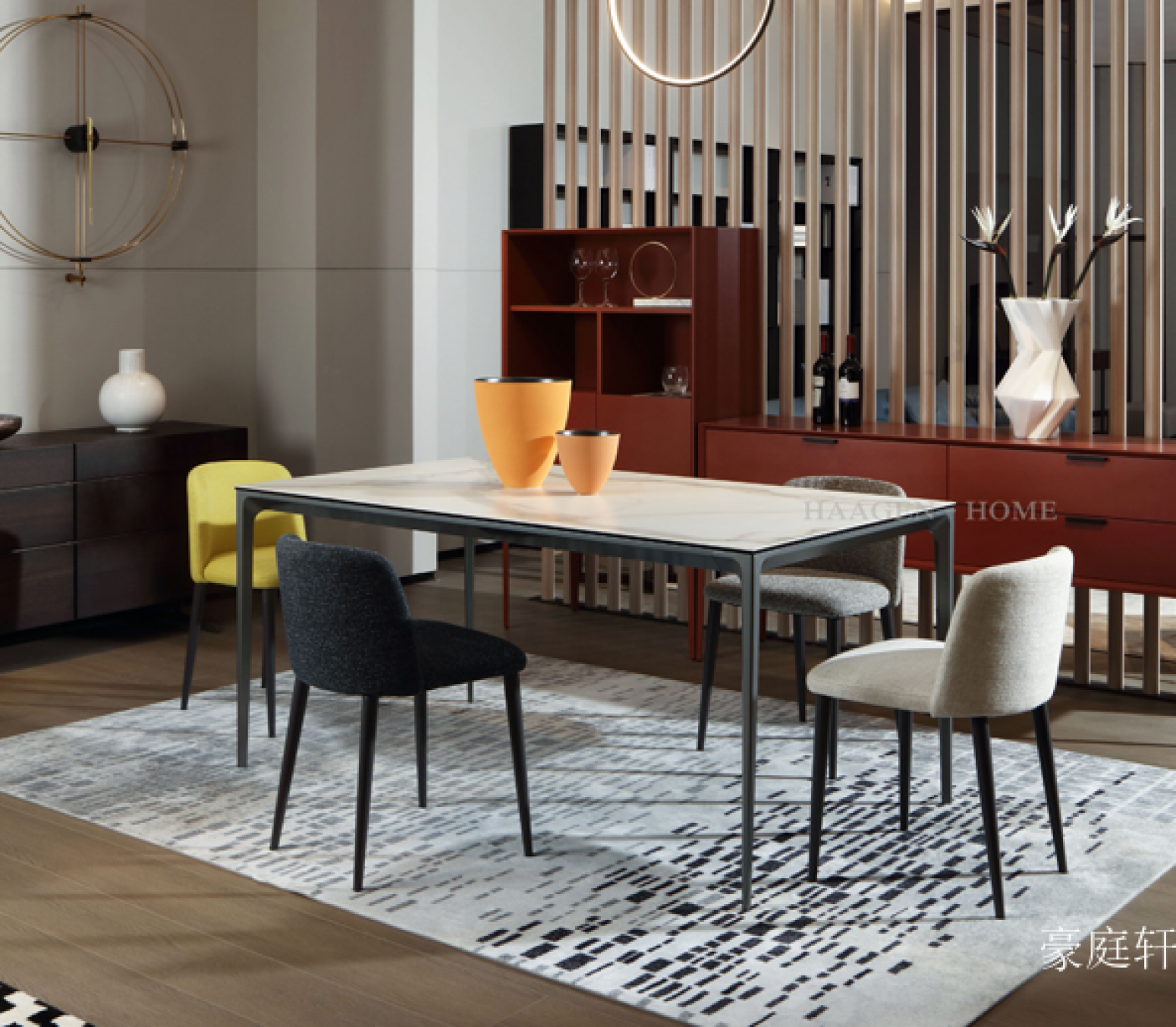 豪庭轩 Home Furniture product 《Italian minimalist dining table and chairs》