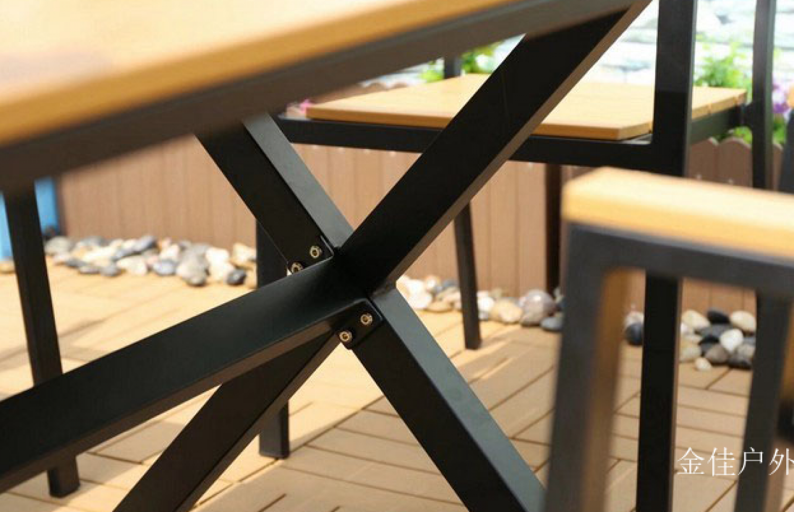 金佳户外Outdoor furnitureProduct《Wood-Plastic Composite Outdoor Table and Chairs》【图1】