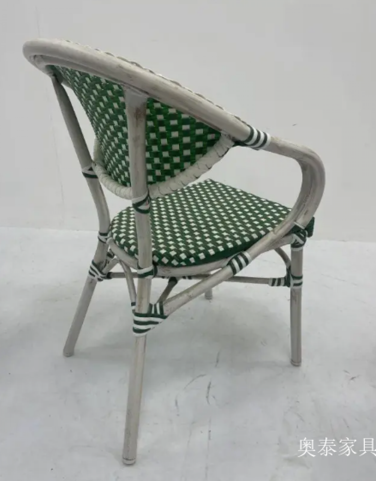 奥泰家具 Outdoor furniture Product 《Black & White Geometric Outdoor Rattan Chair》【图2】