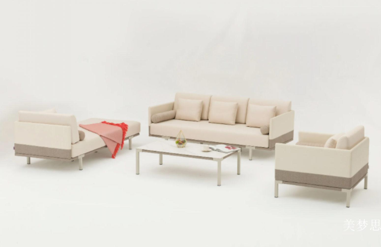 美梦思 Outdoor furniture product 《Light-Toned Minimalist Outdoor Sofa》