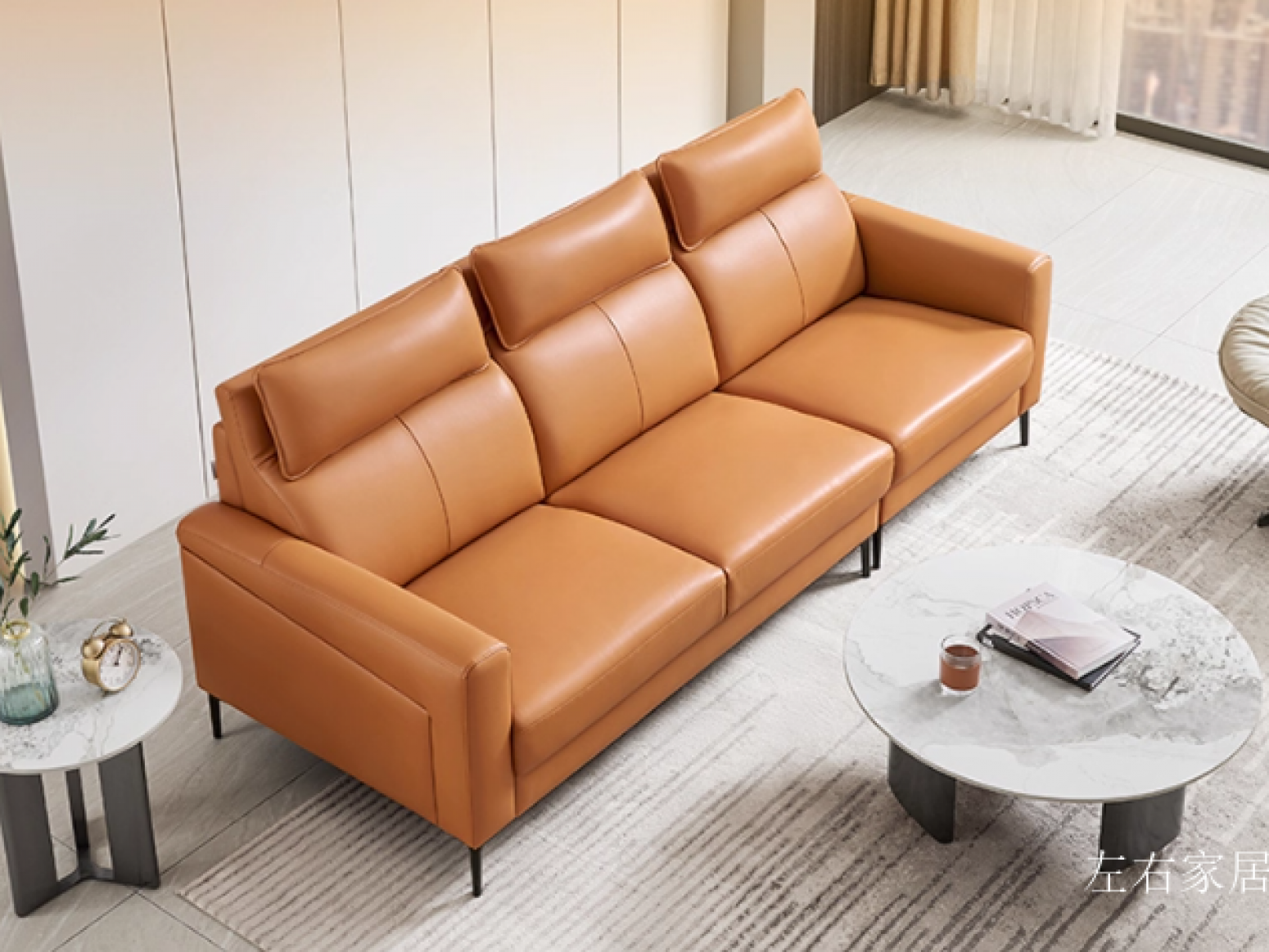 左右家居 Home Furniture Product 《Leather Sofa for Small to Medium-Sized Apartments》【图1】