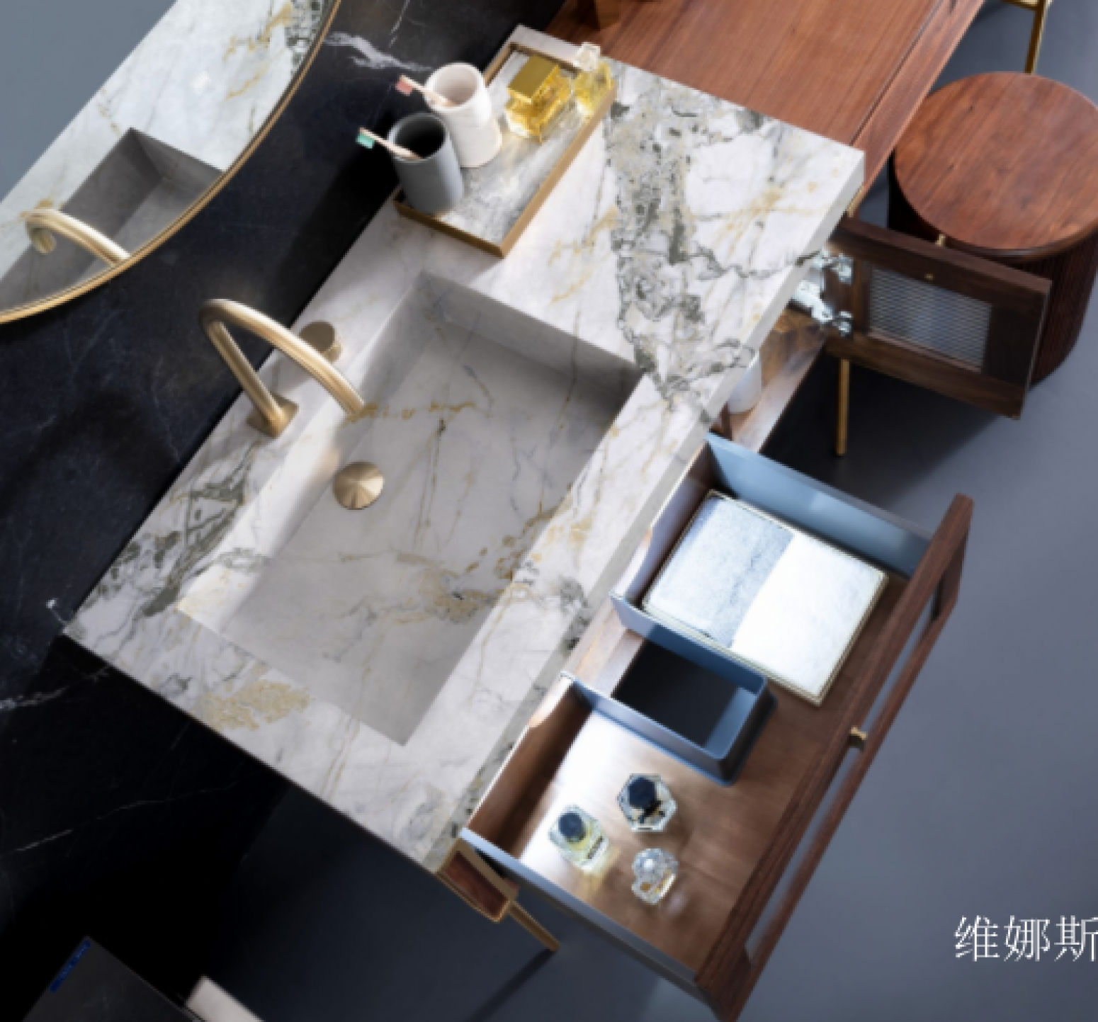 维娜斯Bathroom furnitureProduct《W36100 Bathroom cabinet》【图2】