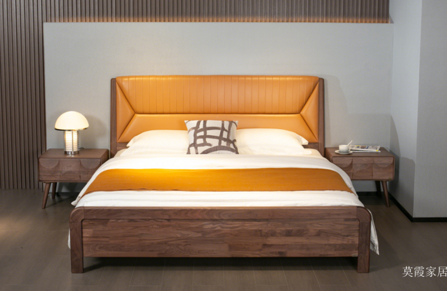 莫霞家居 Home Furniture Product 《Orange peel vertical grain walnut soft bed》【图0】