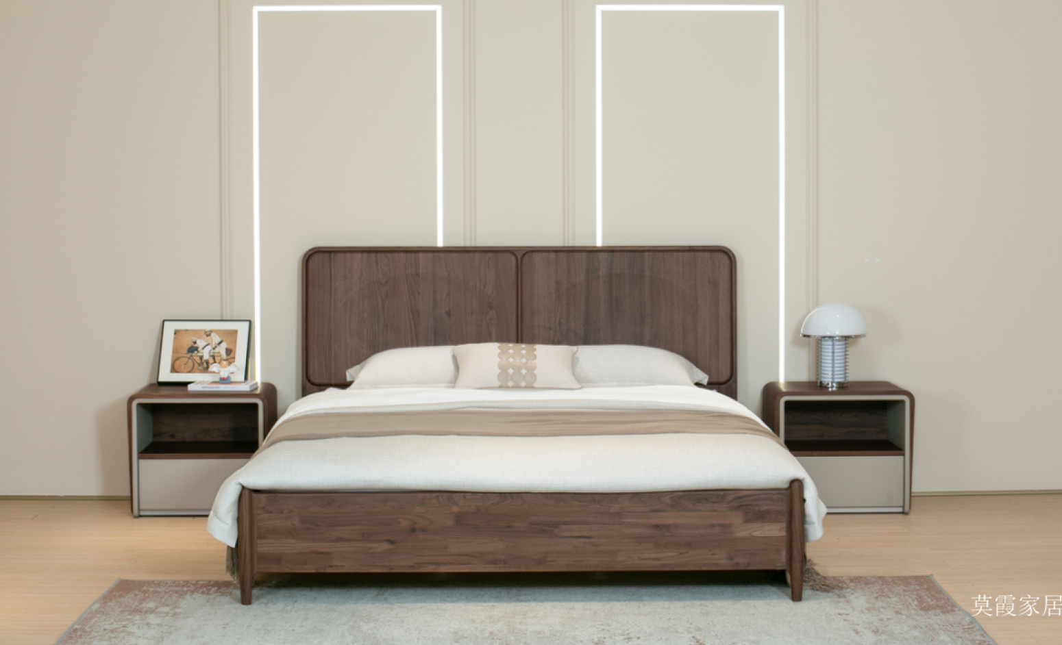 莫霞家居 Home Furniture product 《A simple walnut solid wood soft bed》