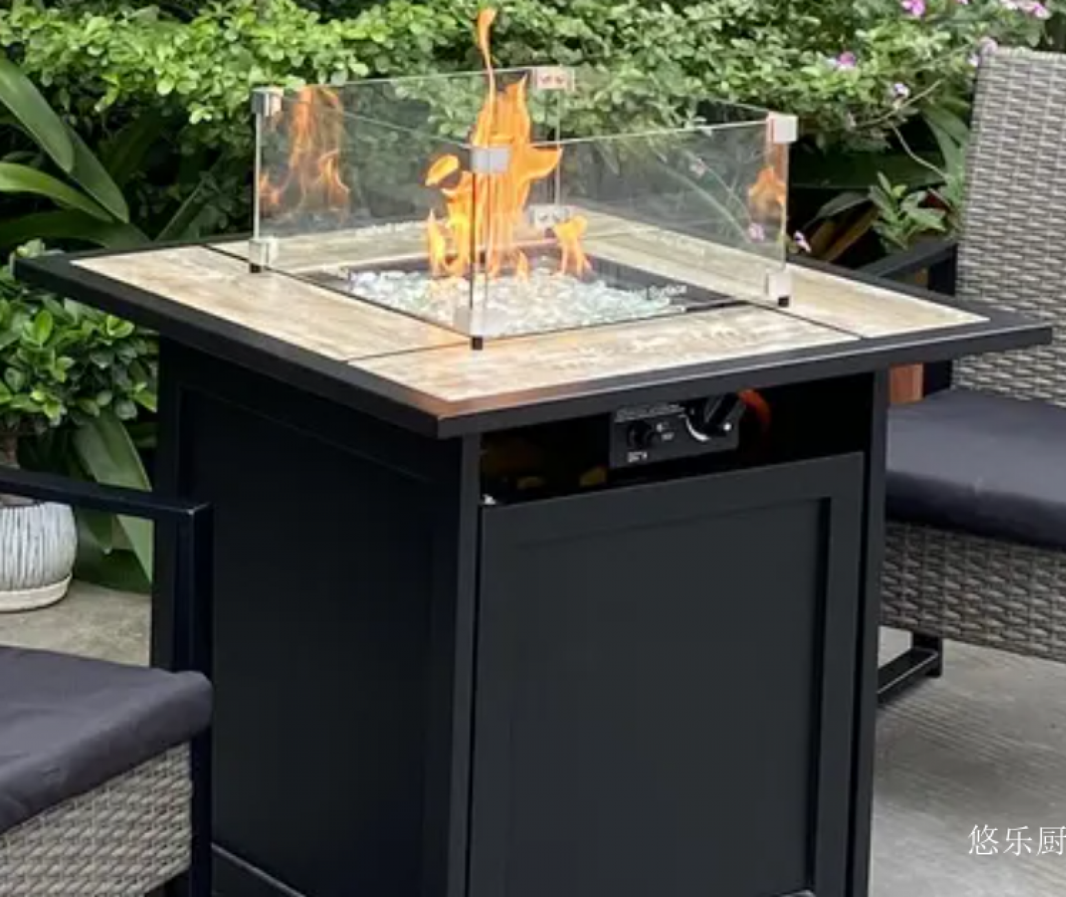 悠乐厨 Outdoor furniture Product 《Square fire pit rattan tables and chairs》【图0】