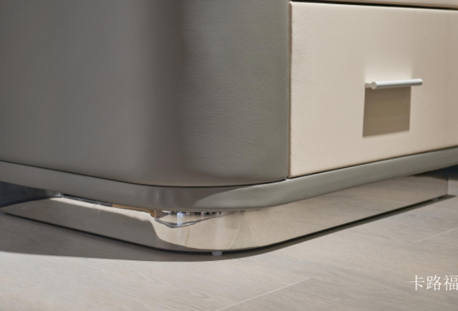 卡路福 Home Furniture Product 《Gray rice color light luxury nightstand》【图2】