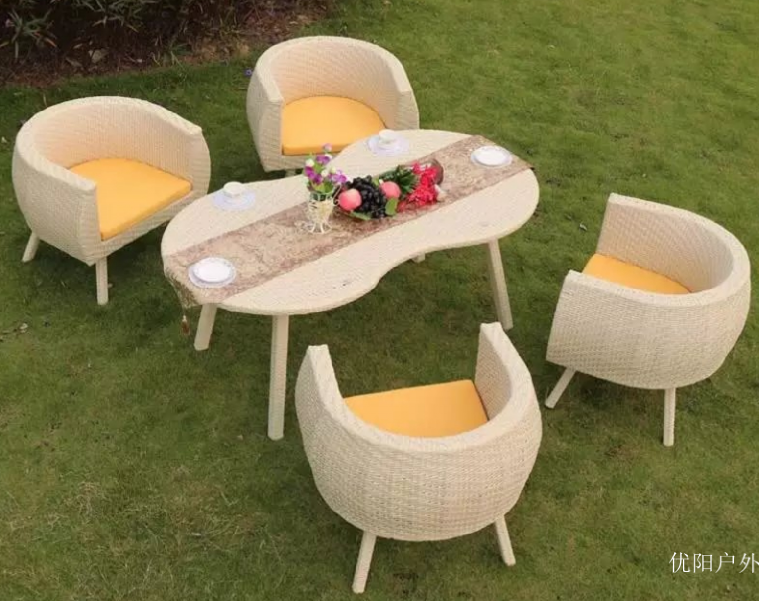 优阳户外 Outdoor furniture Product 《Rice white rattan outdoor eat desk and chair》【图0】