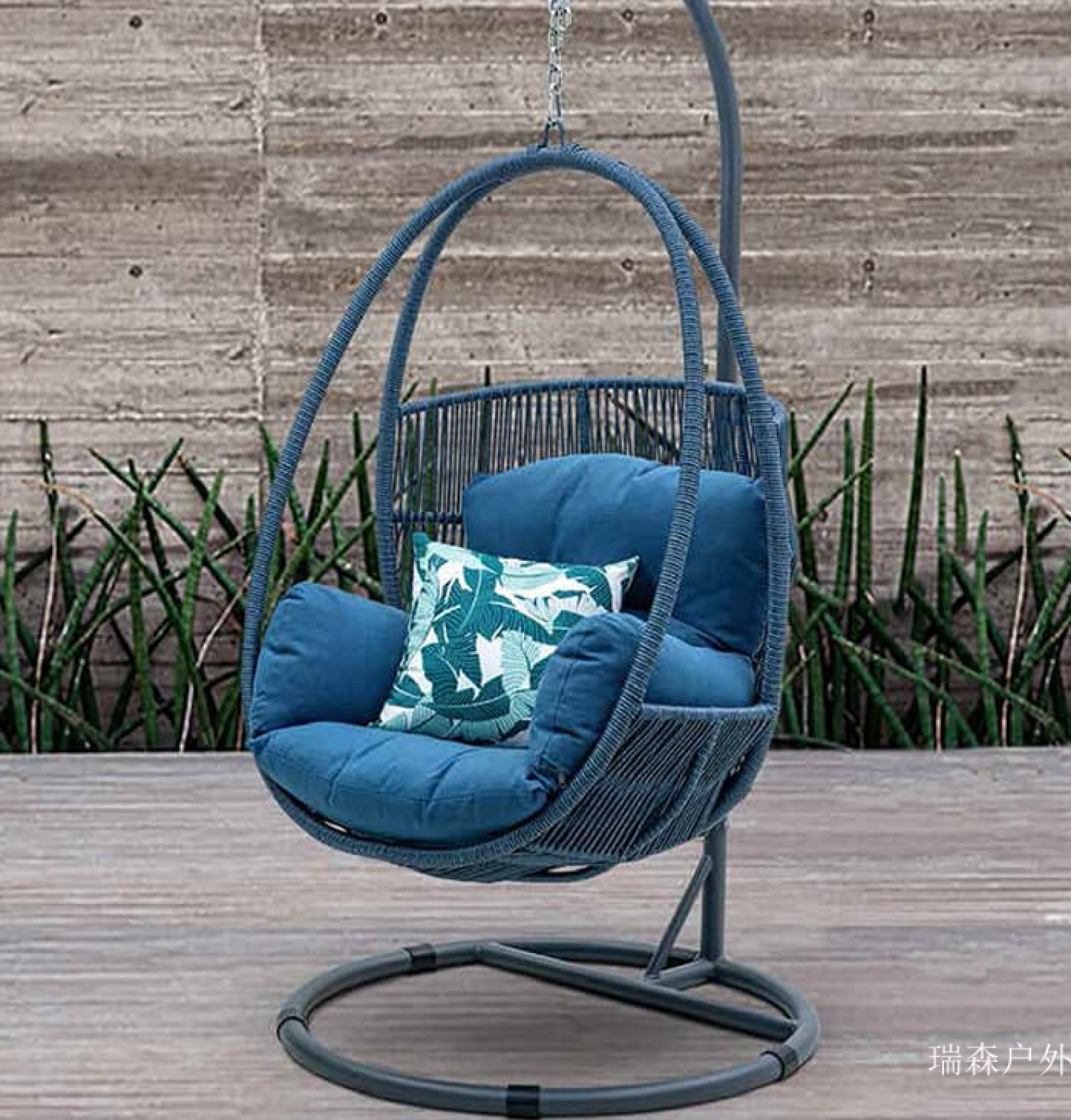 瑞森户外 Outdoor furniture product 《Deep blue rattan egg-shaped swing chair》