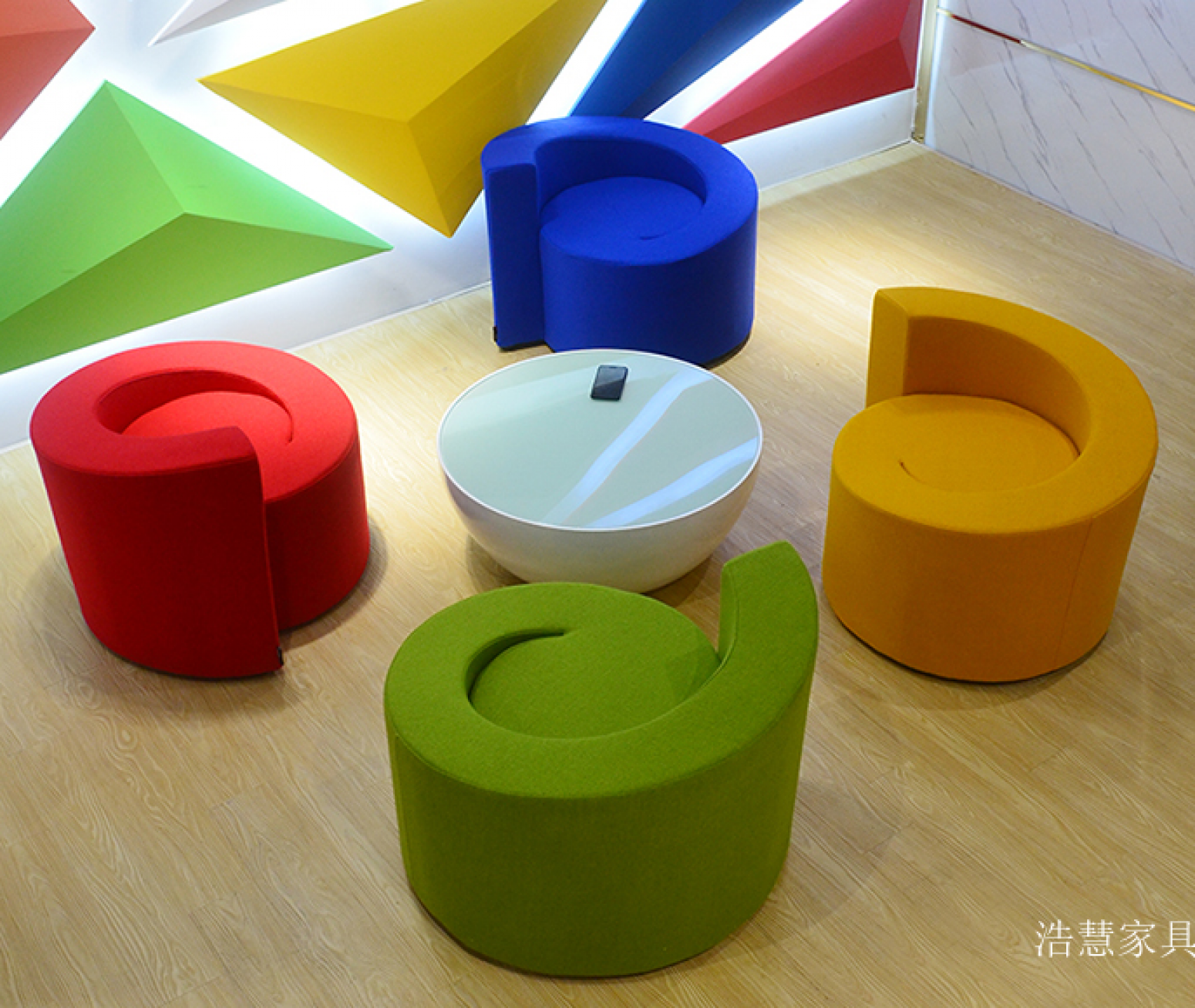 浩慧家具 Office furniture product 《Colorful circular creative leisure chair》
