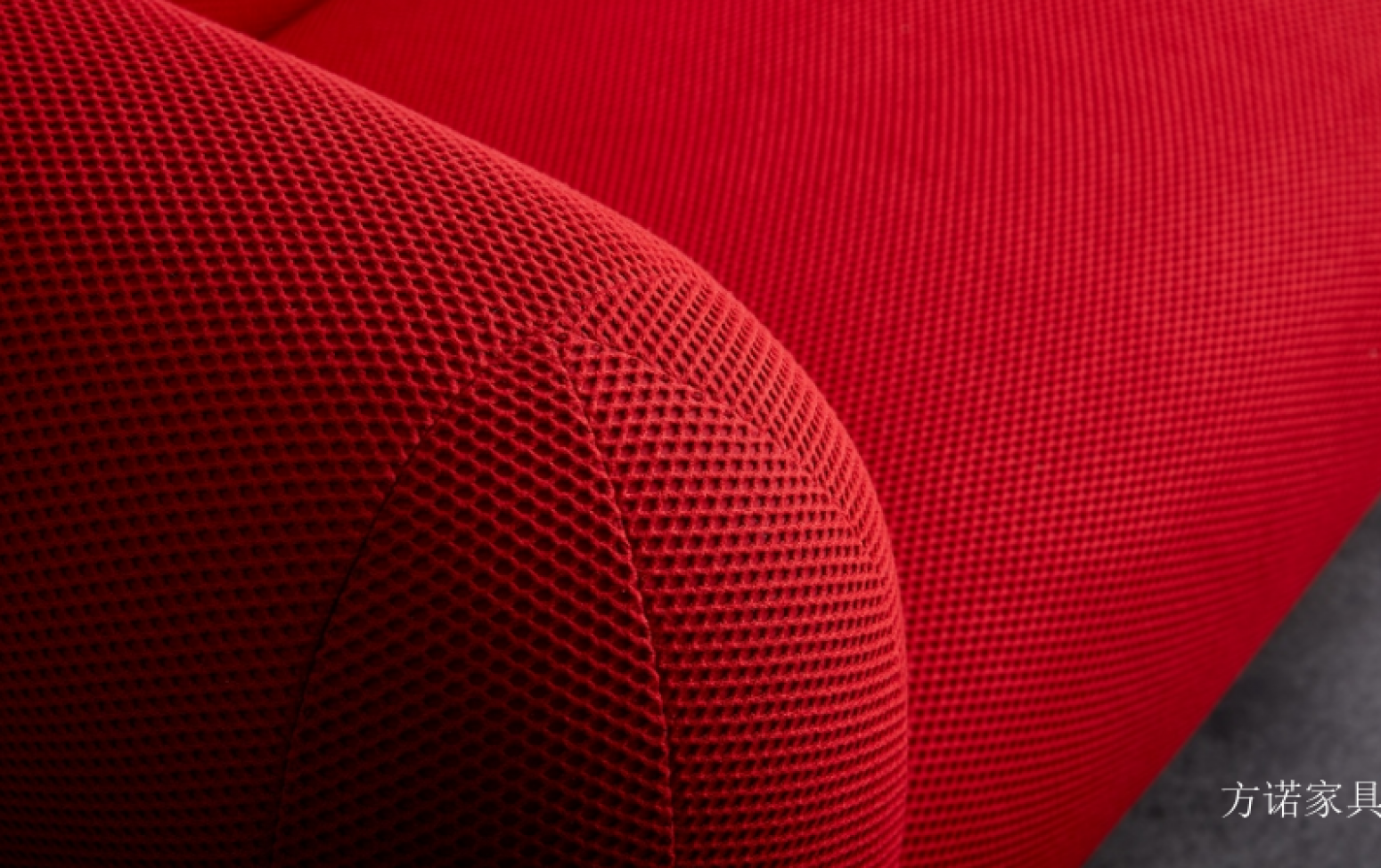 方诺家具 Home Furniture Product 《Bright red fabric sofa》【图2】
