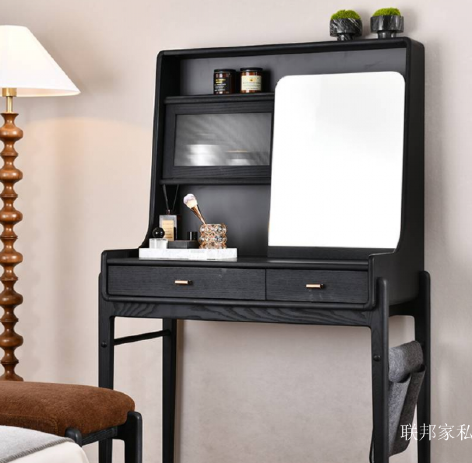 联邦家私 Home Furniture Product 《Roselle makeup table waxwood makeup table》 联邦家私 Home Furniture Product 《Roselle makeup table waxwood makeup table》【图0】