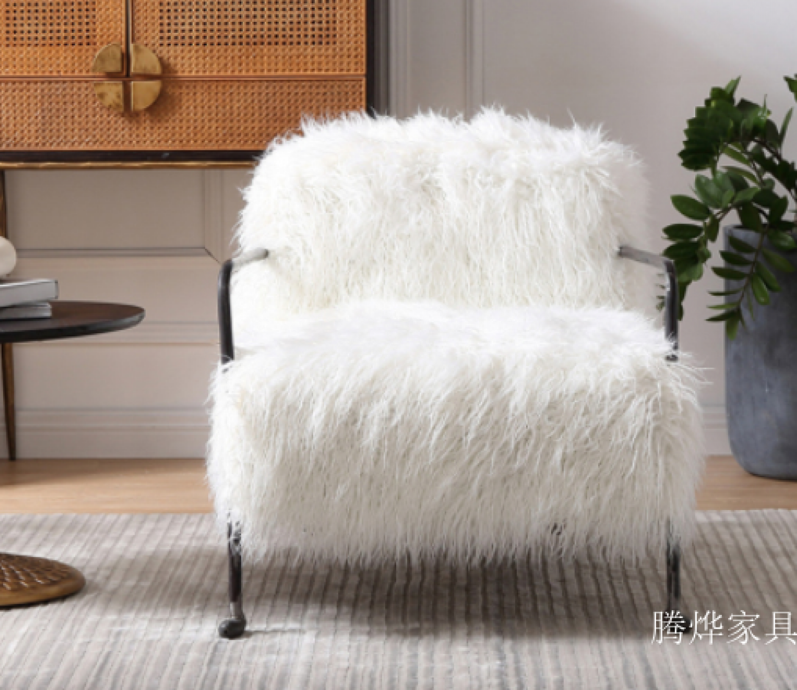 腾烨家具 Home Furniture Product 《White velvet black frame retro lounge chair》 腾烨家具 Home Furniture Product 《White velvet black frame retro lounge chair》【图0】
