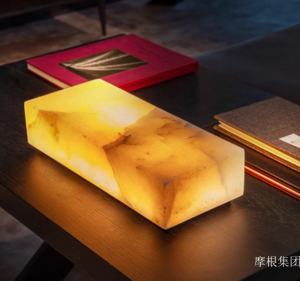 Product picture：Furniture factory摩根集团Smart homeproduct name《Agarwood Series Gemstone Desk Lamp》议价