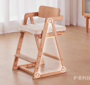 Product picture：Furniture factory护童科技Children's furnitureproduct name《Adjustable Solid Wood Kids' Chair》议价